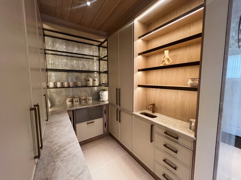 SL-Luxury Pantry Design